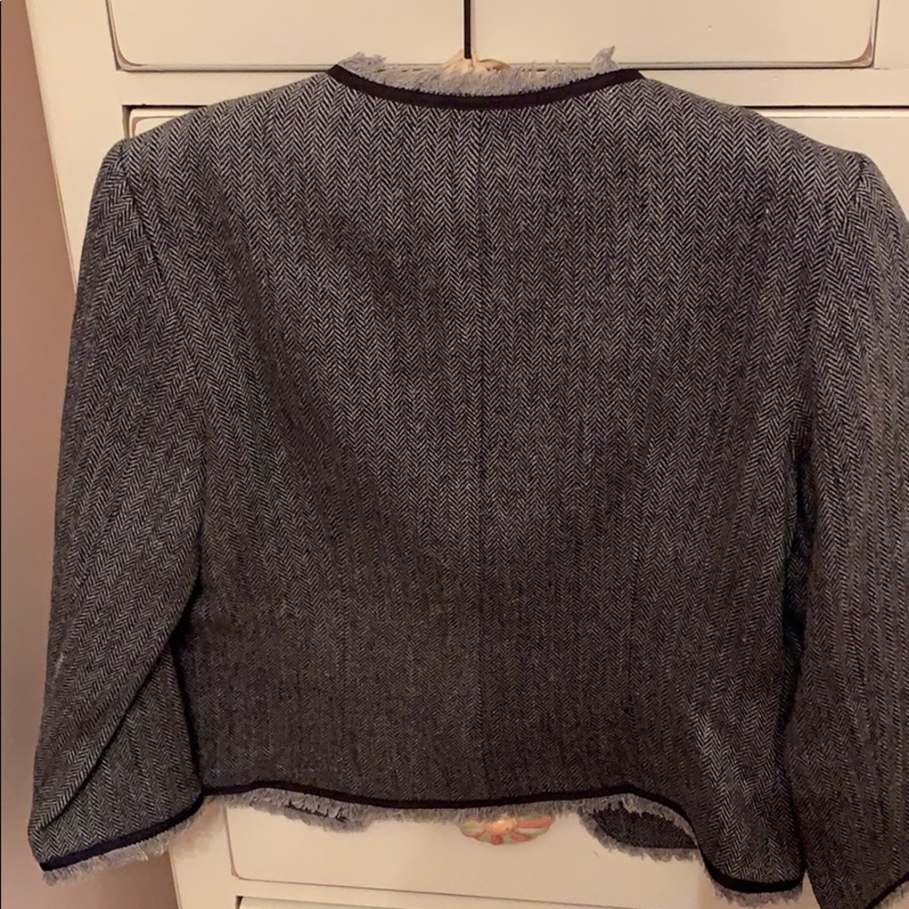 Chanel-esque jacket - Picture 2 of 4